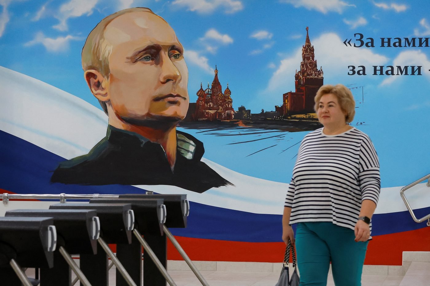 2023 09 08T072706Z 1759549534 RC2643AQDE7G RTRMADP 3 UKRAINE CRISIS ELECTIONS DONETSK 1400x931 1