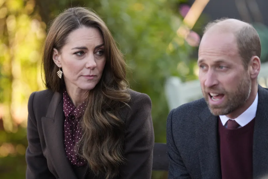 كيت ميدلتون تفاجئ الجميع بخلع خاتم ديانا