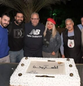 ليلى علوي تستكمل تصوير "المستريحة"