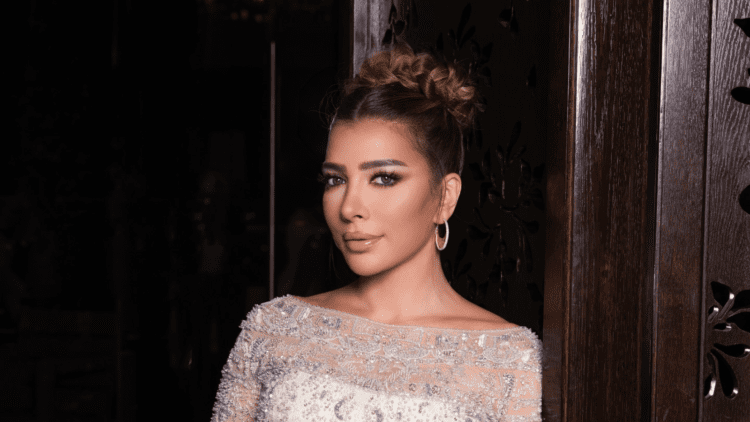 "الطفل المعجزة" يسحر أصالة والجمهور في الكويت!
