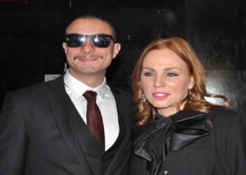 أحمد الفيشاوي يصدم الجميع بتصريحات نارية عن شيرين رضا ووالده