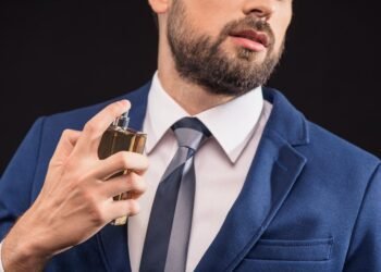 استعد لإبهار الجميع.. عطور رجالية تترك انطباعًا دائمًا