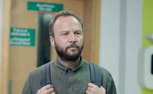 ماذا كُتب على قبر والدة مكسيم خليل في أول زيارة لها؟