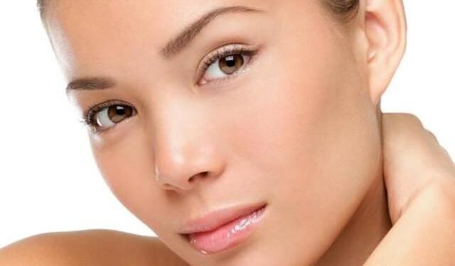 لبشرة مشرقة في الشتاء.. إليكي هذه الأطعمة