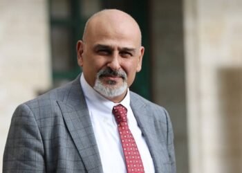 جمال سليمان يفاجئ الجميع بإعلانه الترشح لرئاسة سوريا!