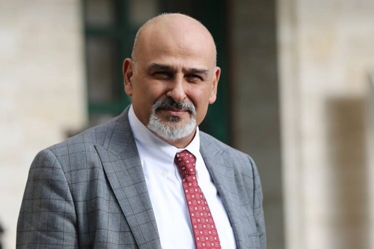 جمال سليمان يفاجئ الجميع بإعلانه الترشح لرئاسة سوريا!