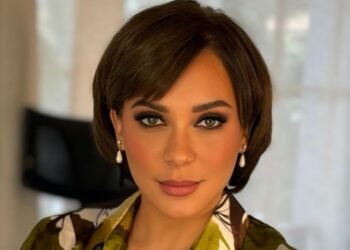 سلاف فواخرجي.. اعترافات مثيرة بعد حذف صورة الأسد