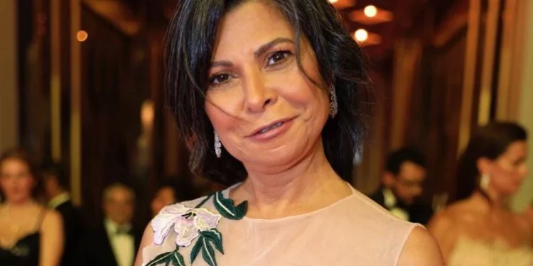 سلوى محمد علي تثير ضجة بتصريحاتها عن عادل إمام