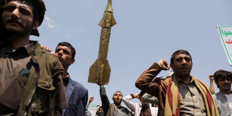 بين صنعاء وتل أبيب