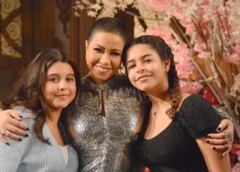 فخ رقمي يهدد حياة ابنة شيرين.. تفاصيل صادمة عن قضية الابتزاز