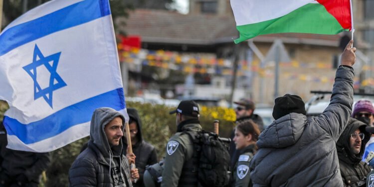 دولة فلسطينية أو تهيئة المسرح للحرب الكارثية القادمة