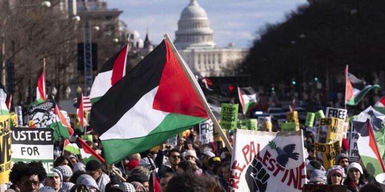 الفلسطينيون والنظام السياسي القادم في سوريا