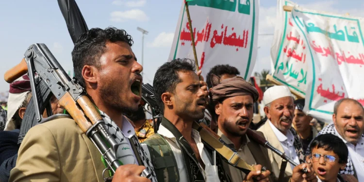 جرائم الحوثيين بحق قبائل ومشايخ اليمن: محاولة لإنهاء دورهم