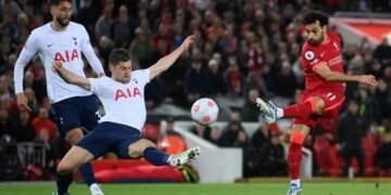 100 115801 liverpool tottenham premier league 2024 channels 700x400