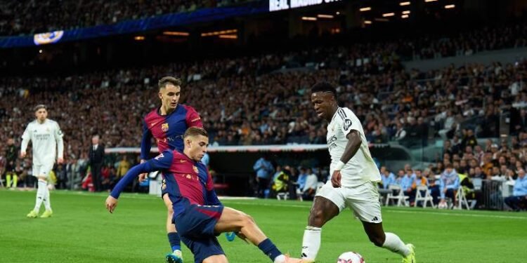 برشلونة بطلا لكأس السوبر الإسباني بالفوز على ريال مدريد بنتيجة تاريخية