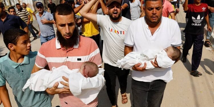 رضّع غزة: ضحايا الإبادة الإسرائيلية قبل البرد القارس