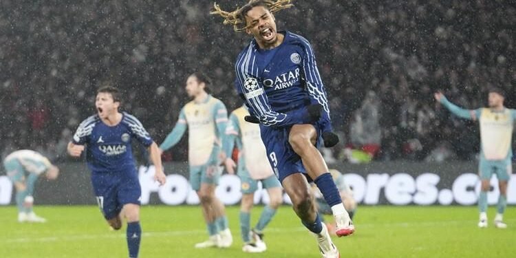 صدمة لعشاق مانشستر سيتي بعد الخسارة من باريس سان جيرمان في دوري أبطال أوروبا