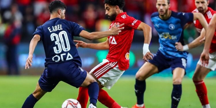 موعد مباراة الأهلي وبيراميدز في الدوري المصري والقناة الناقلة