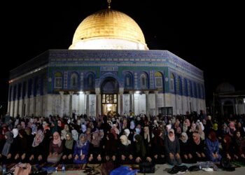 ضبط النفس سبيلنا إلى المسجد الأقصى في رمضان