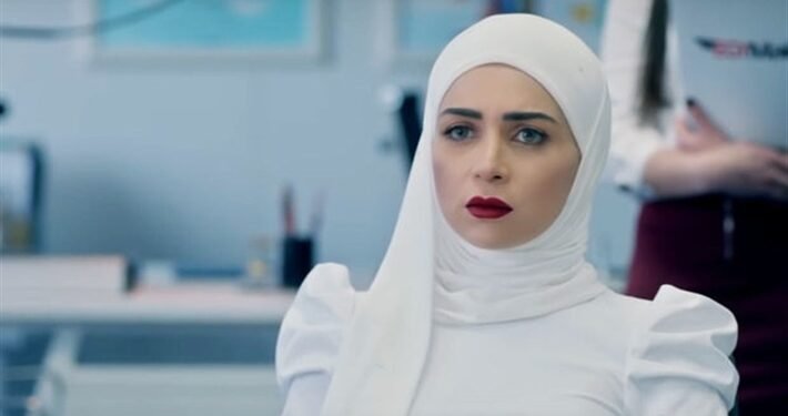 مي عز الدين.. أول ظهور لها بعد فقدان والدتها