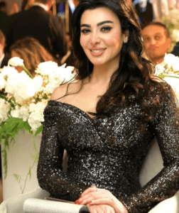 ميرهان حسين تلمع في حفل زفاف: