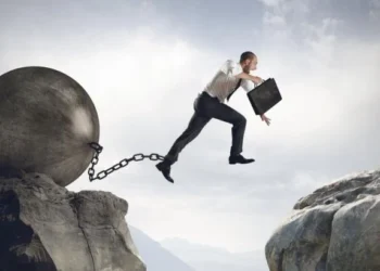أسرار تحويل الأخطاء إلى فرص.. النجاح يأتي من الفشل