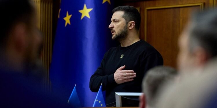 dans ses voeux de noel volodymyr zelensky appelle a la paix et a l harmonie sur le sol ukrainien