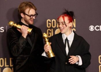 غولدن غلوب.. أسوأ إطلالات النجمات على السجادة الحمراء