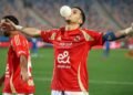 الأهلي يتصدر الدوري.. سر احتفال إمام عاشور بـ«بلونة بيضاء»