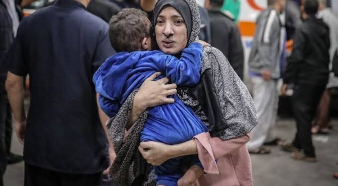 مع بدء تنفيذ وقف النار.. هل ينجو أهل غزة من الموت؟