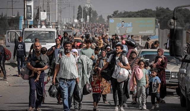 النزوح والخروج من غزة.. إلى متى؟!