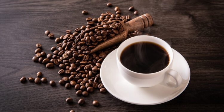 لقلب صحي.. أفضل وقت لشرب القهوة