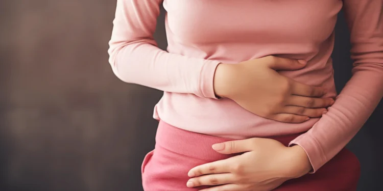 أسرار التخفيف من آلام الدورة الشهرية.. ابتعدي عن هذه المشروبات