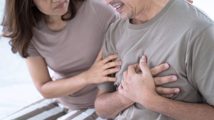 اختبار منزلي سهل لمعرفة صحة القلب.. لا تتجاهل هذه العلامات!