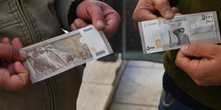 ماذا يخبئ المستقبل للسوريين في ما يخص الليرة السورية