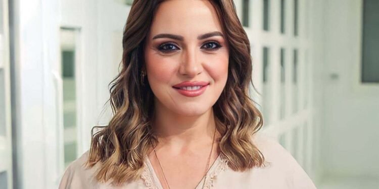 "ظلم المصطبة".. ريهام عبد الغفور بالحجاب في رمضان القادم (صور)