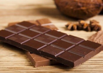 الشوكولاتة الداكنة.. دواء لكثير من الأمراض