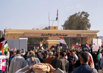 معبر رفح وفتحه