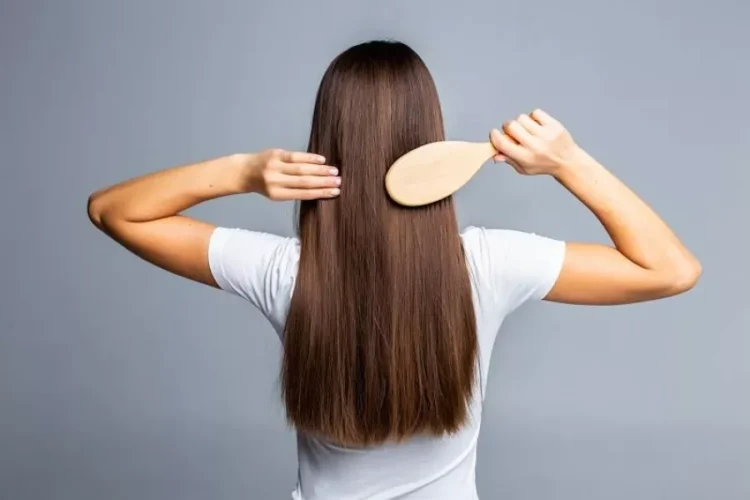 تكثيف الشعر في أسبوع.. 10 طرق طبيعية من مطبخك!