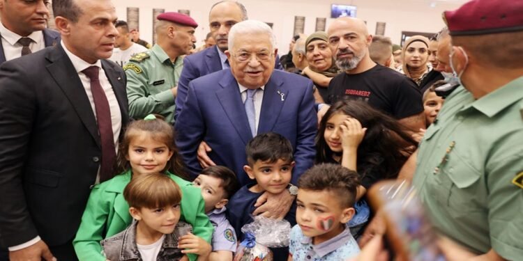 الأسرى والشهداء.. درب النضال وشرف القضية