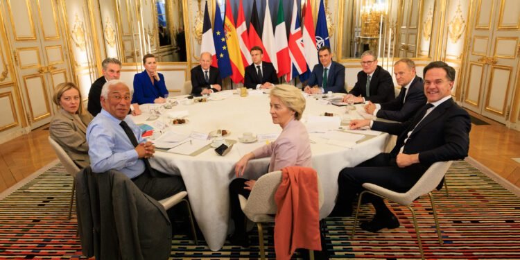 كيف تستطيع أوروبا أن تدفع تكاليف إعادة التسلح؟