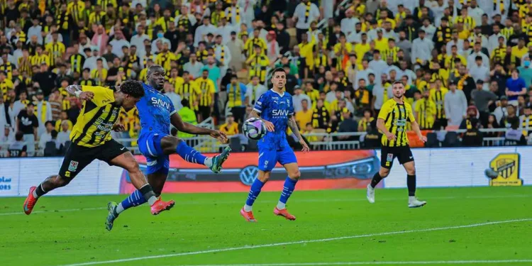 الكلاسيكو السعودي.. اتحاد جدة يحقق مكاسب عديدة بعد اكتساح الهلال