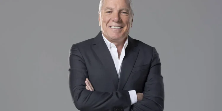 علي جابر يكشف تفاصيل إصابته بنزيف في المخ وغيبوبة طويلة