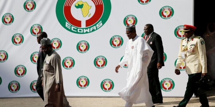 ماذا بعد إعلان تحالف دول الساحل عن انسحابها من إيكواس؟