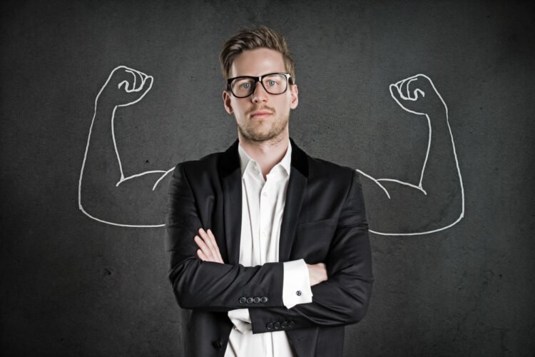 الثقة بالنفس.. عبارات وأفعال تظهرك قويًا أمام الآخرين
