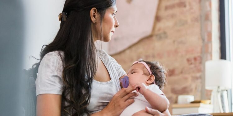 اكتئاب ما بعد الولادة.. حيلة سحرية للتخلص منه!