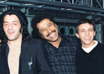 الراي الجزائري: من موسيقى المهمشين إلى العالمية