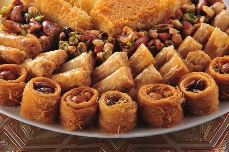 أفضل وقت لتناول الحلويات في رمضان