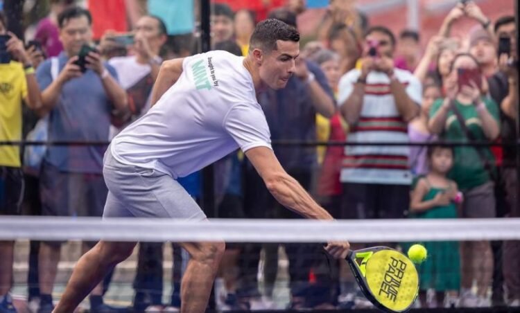 رونالدو يلعب البادل 780x470 1