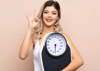 تناولها بعد الإفطار.. مشروبات رمضانية لـ التخسيس وحرق الدهون!